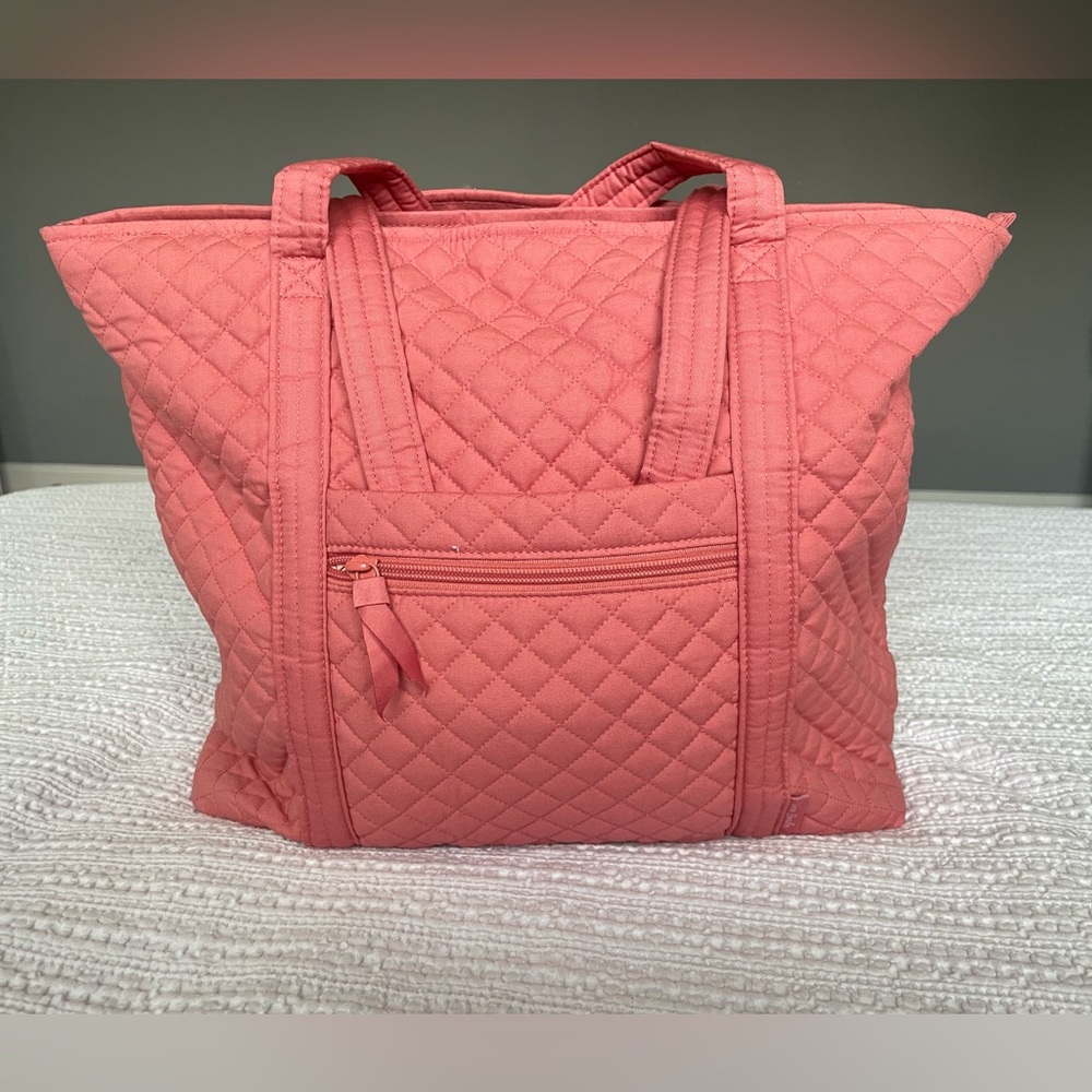 Vera Tote Bag
